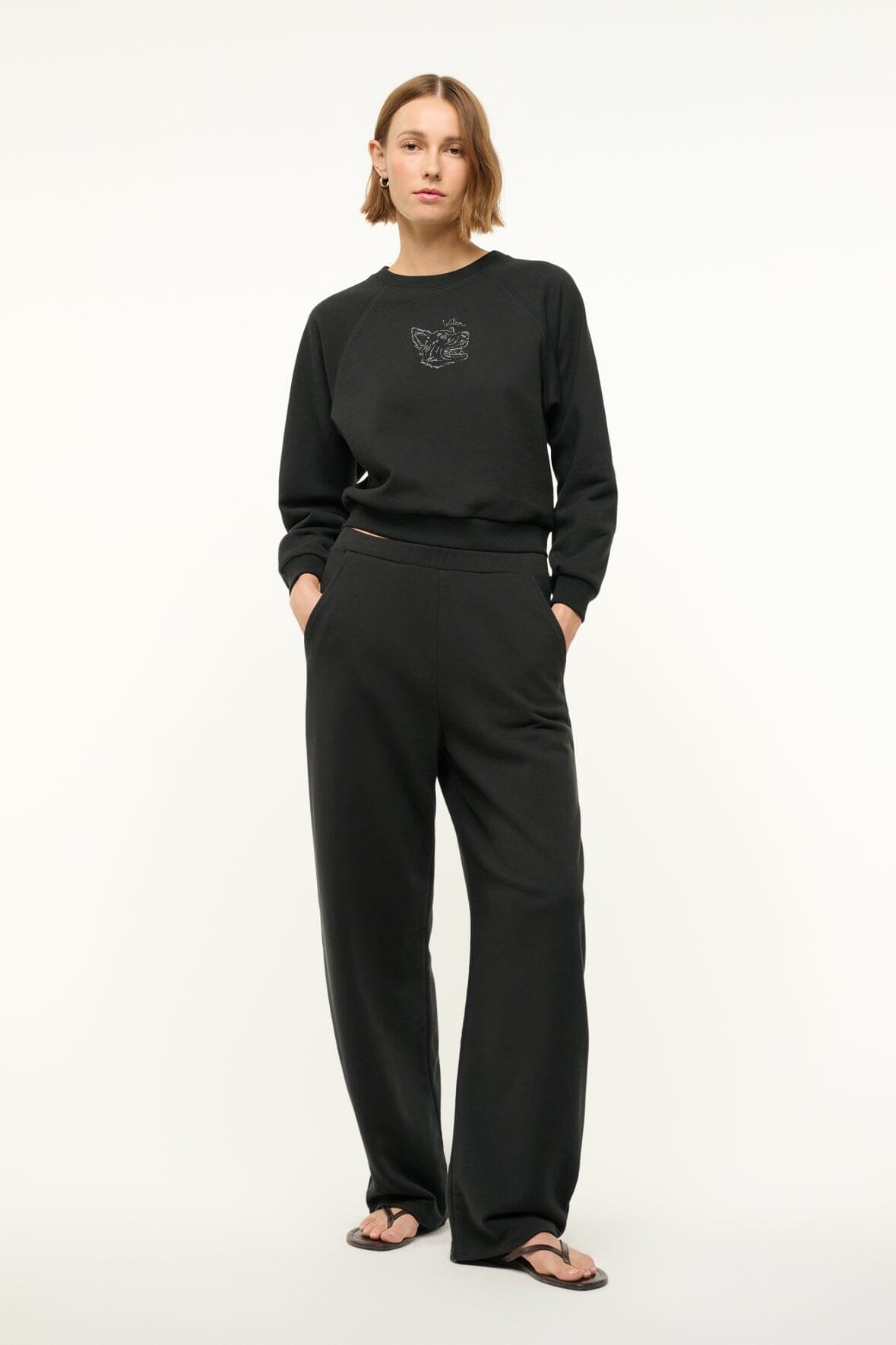 ENDURANCE SWEATSHIRT | BLACK