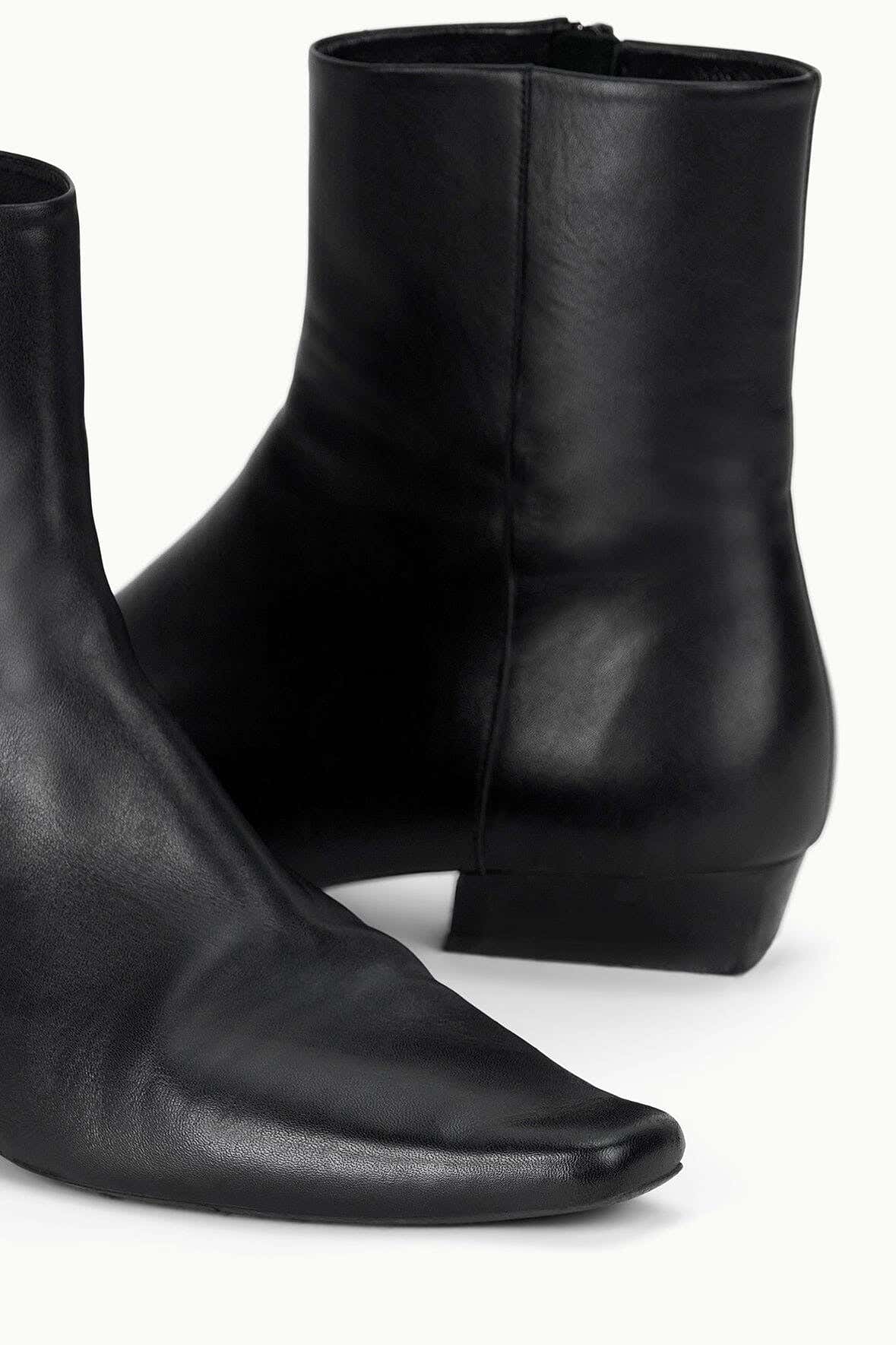 WALLY FLAT ANKLE BOOT | BLACK